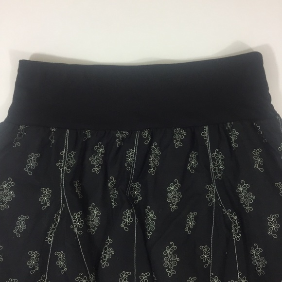 Joe Benbasset Skirt - Picture 3 of 7